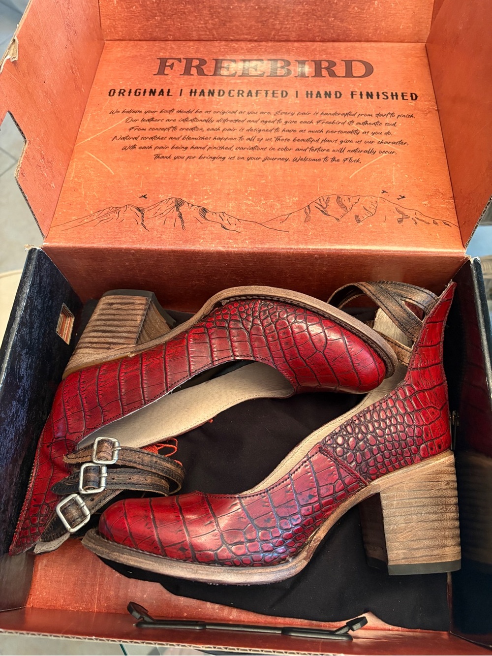 Freebird Women’s Red Croc-Embossed Block Heel Pumps with Ankle Straps…worn once - Picture 3 of 5